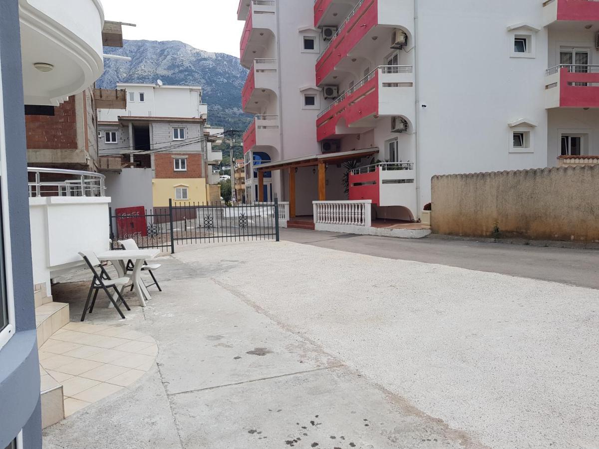 Villa Alba Apartments Dobra Voda Exteriör bild