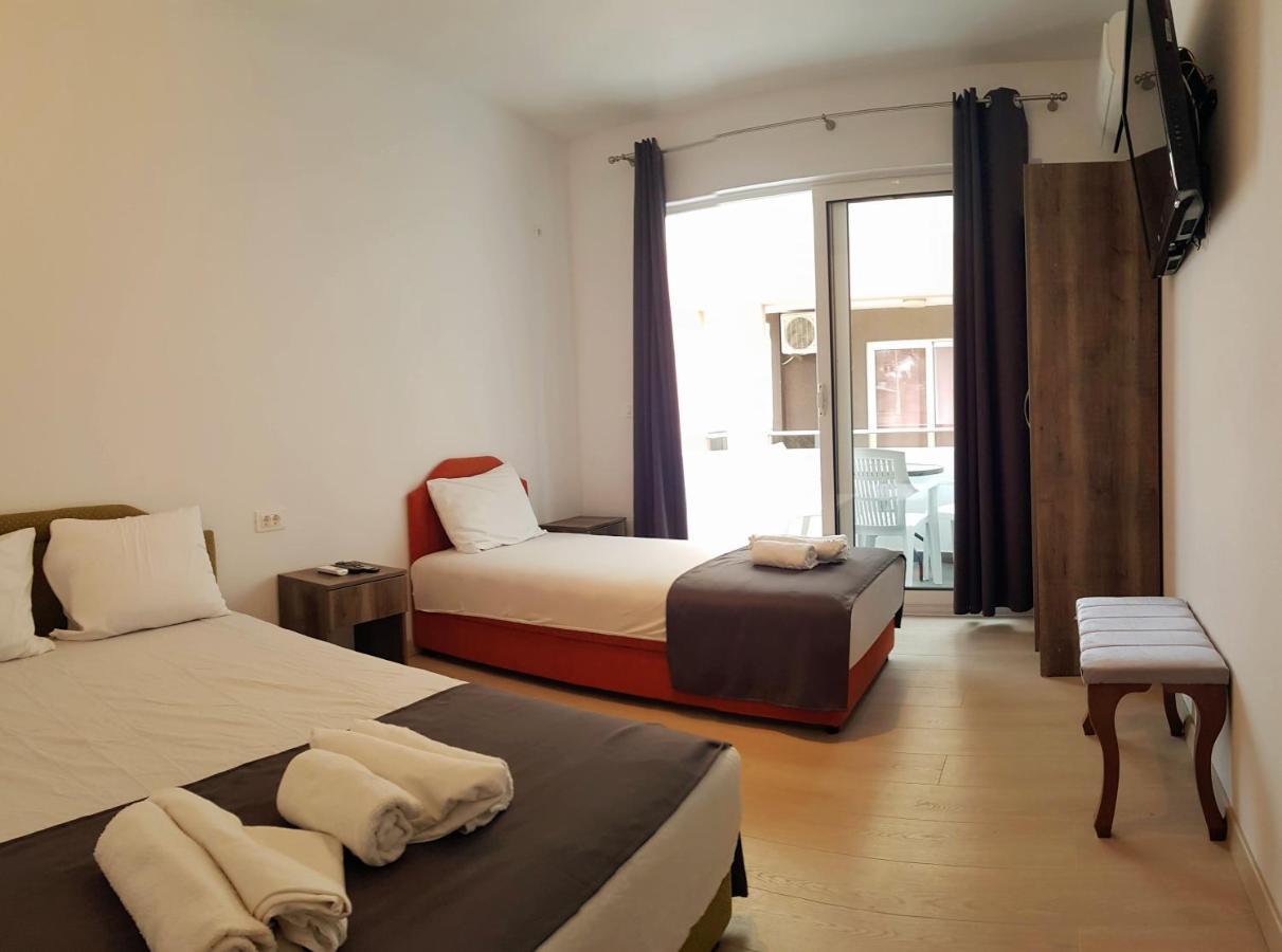 Villa Alba Apartments Dobra Voda Exteriör bild