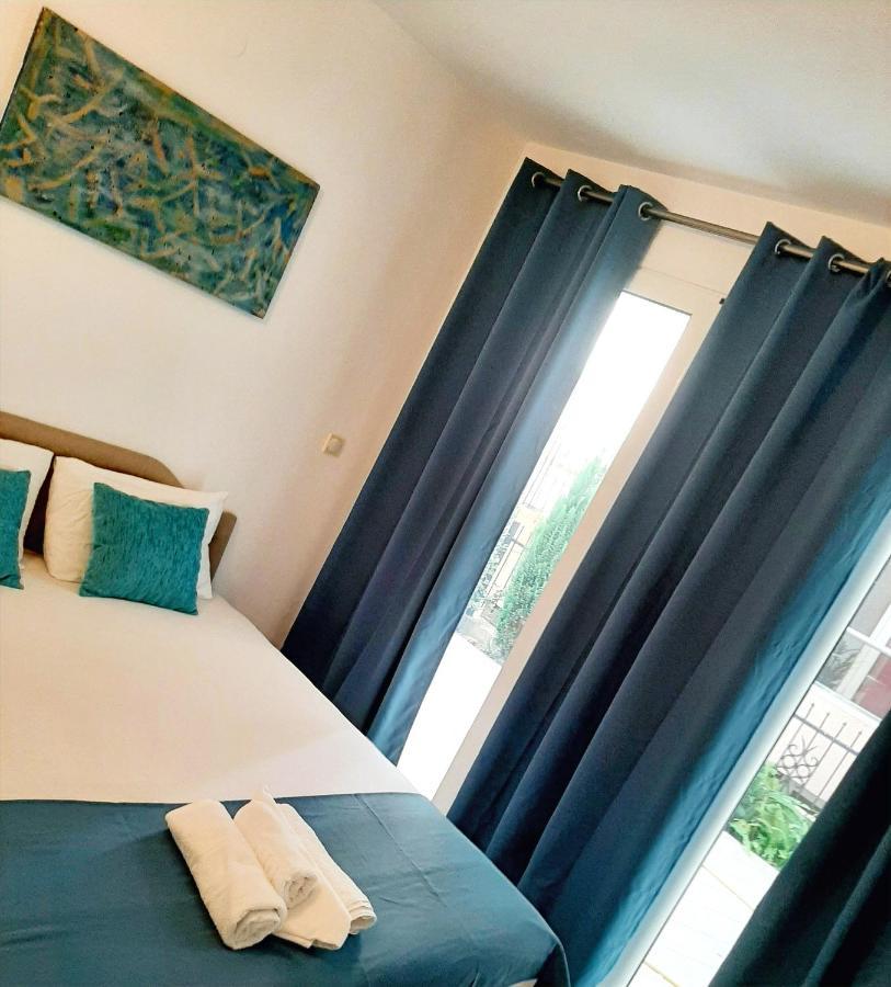 Villa Alba Apartments Dobra Voda Exteriör bild