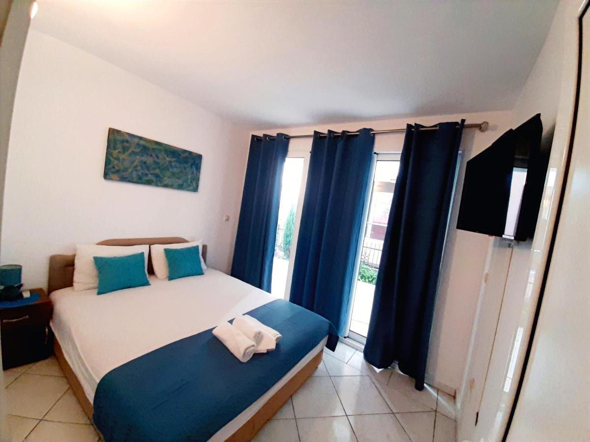 Villa Alba Apartments Dobra Voda Exteriör bild