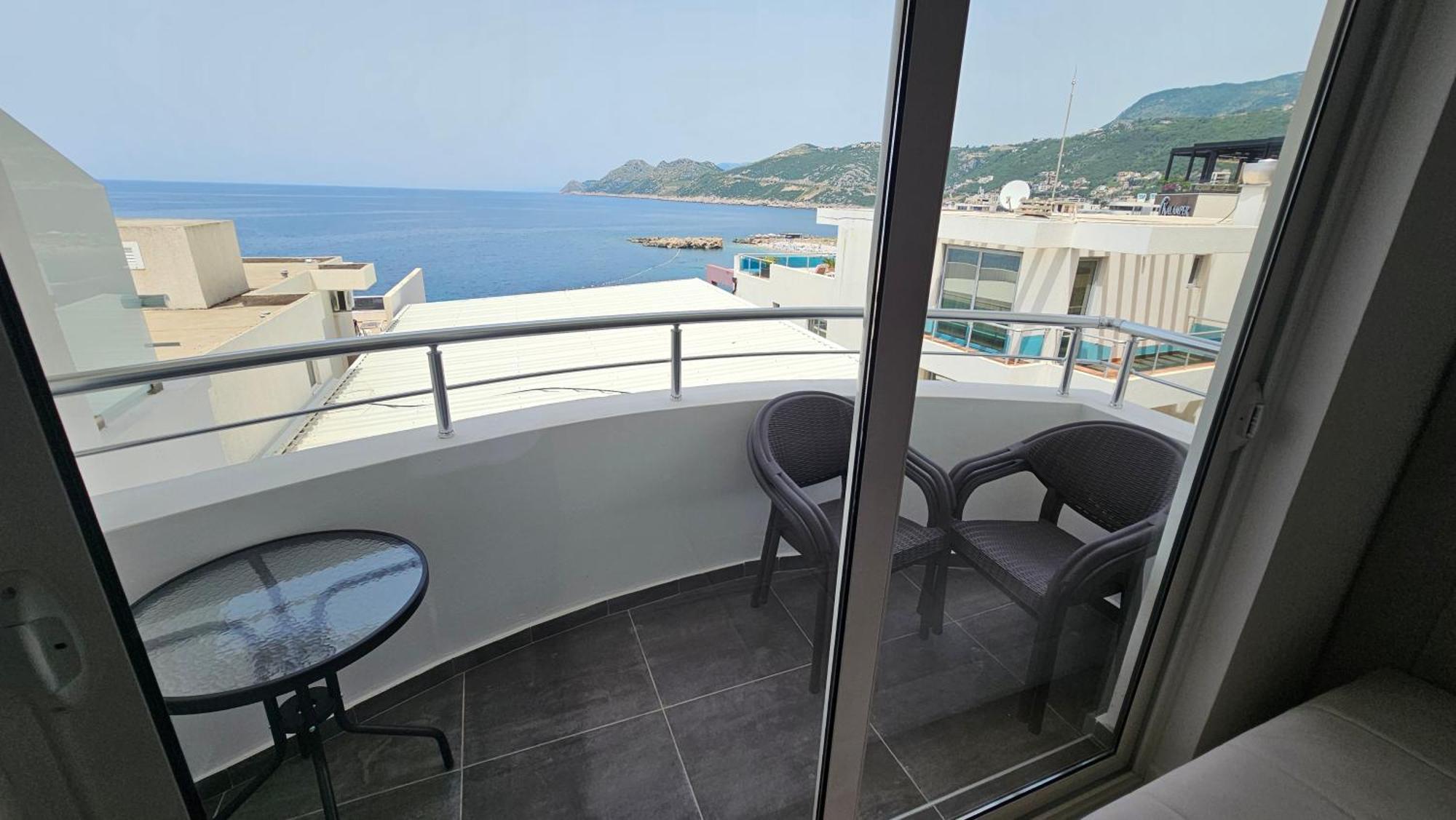 Villa Alba Apartments Dobra Voda Exteriör bild